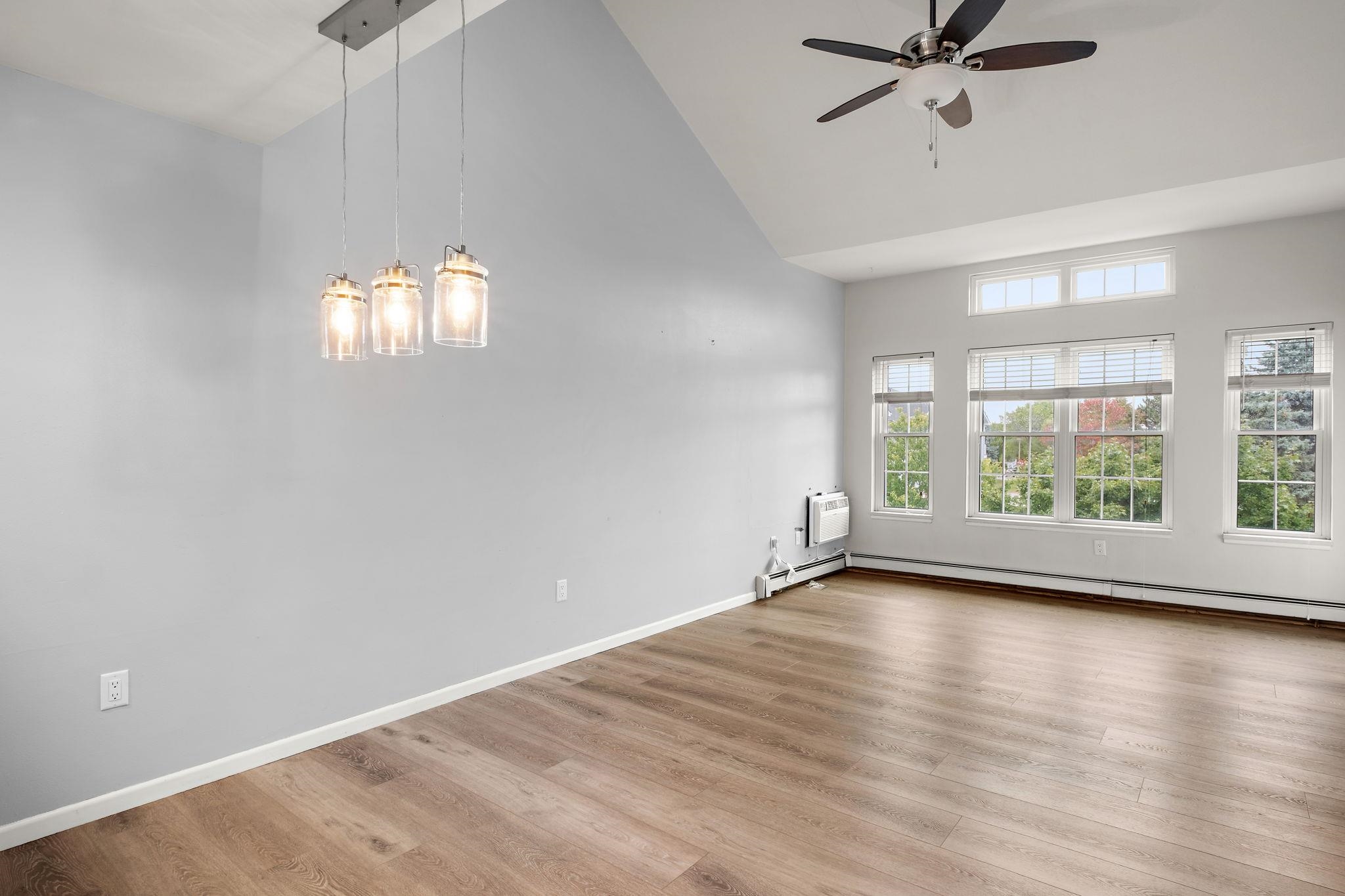 1629 Kings Mill Way — photo