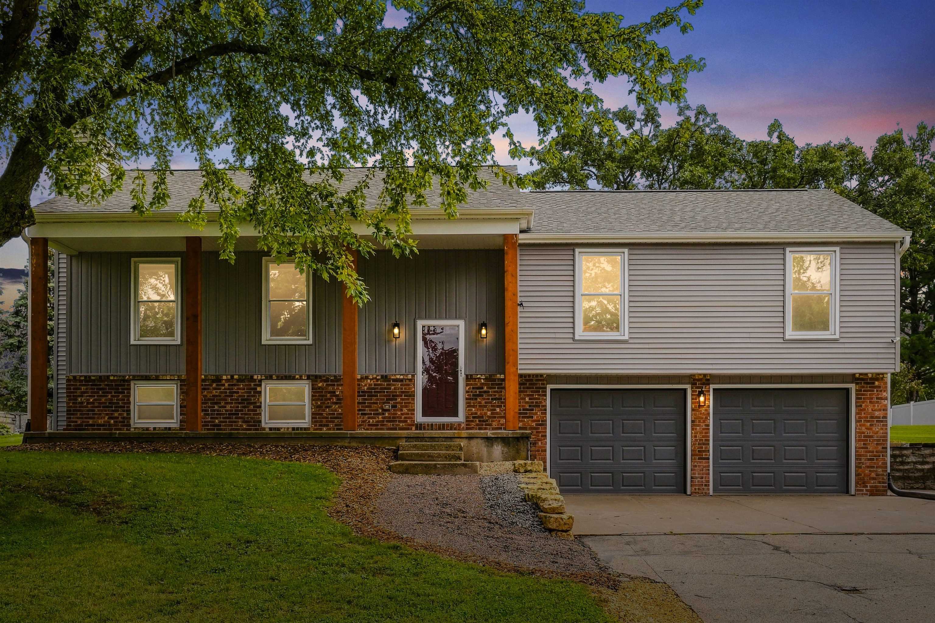 975 Hillcrest Circle — photo