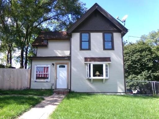 1332 Beloit Avenue — photo