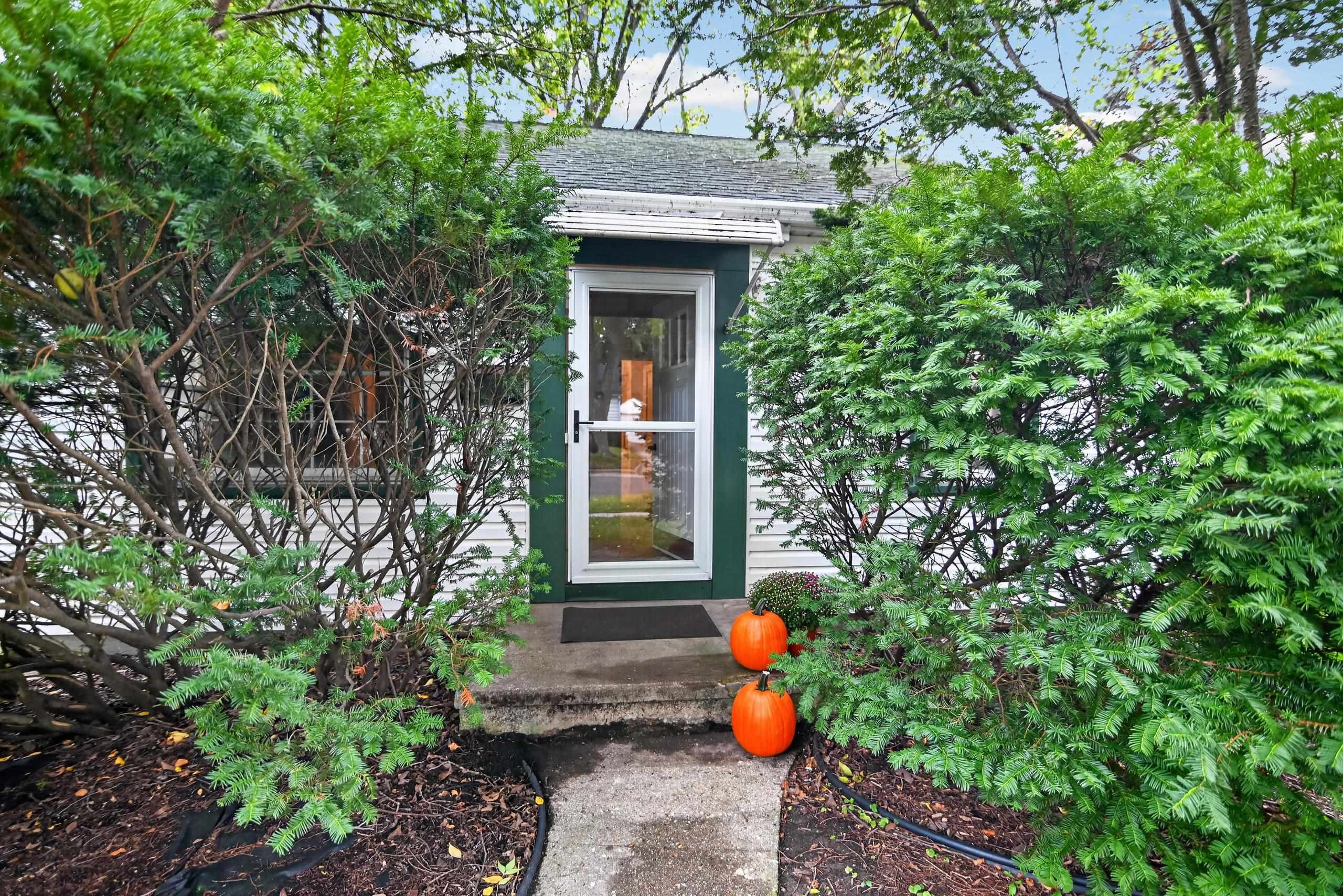 4125 Winnemac Avenue — photo