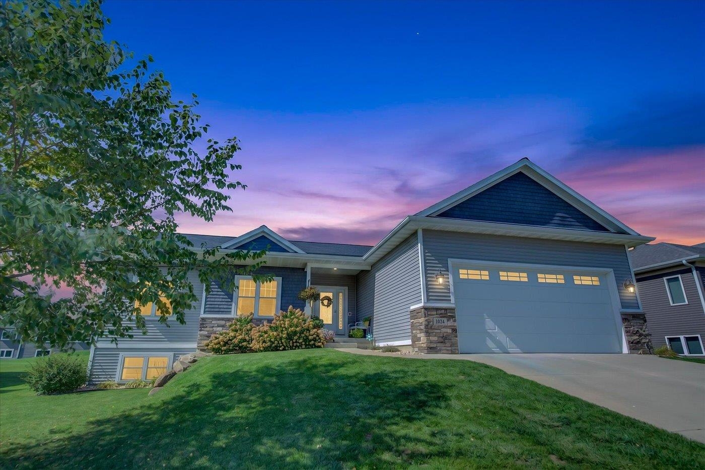 1024 Peterson Drive — photo