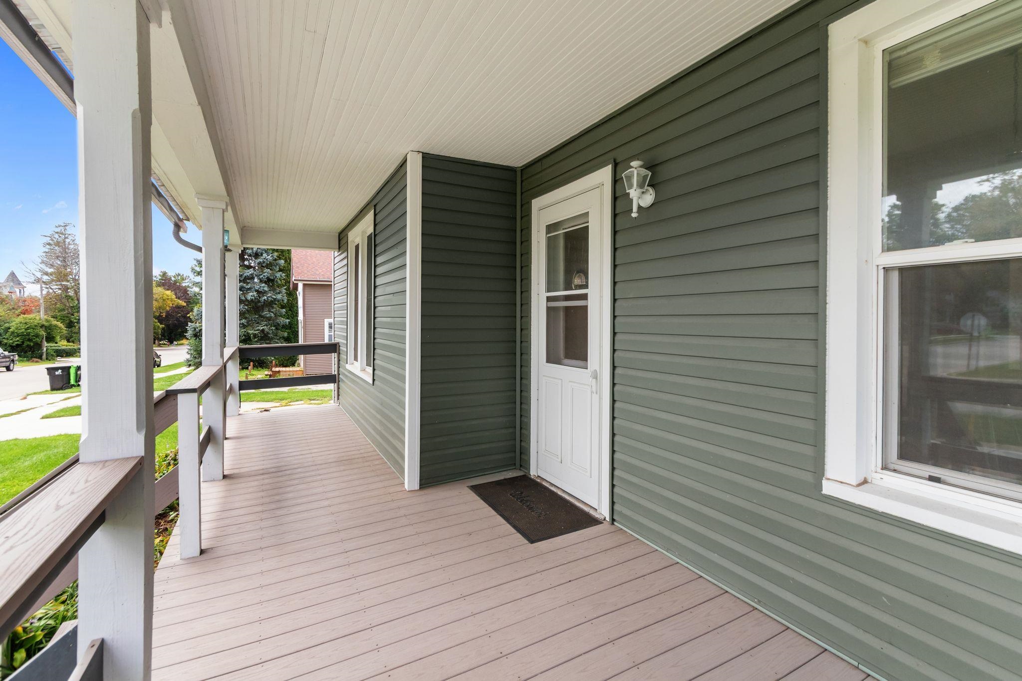 13 E Catherine Street, Markesan, WI 53946 — photo 2
