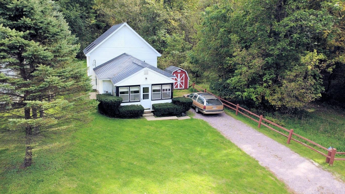 1404 River Road — photo