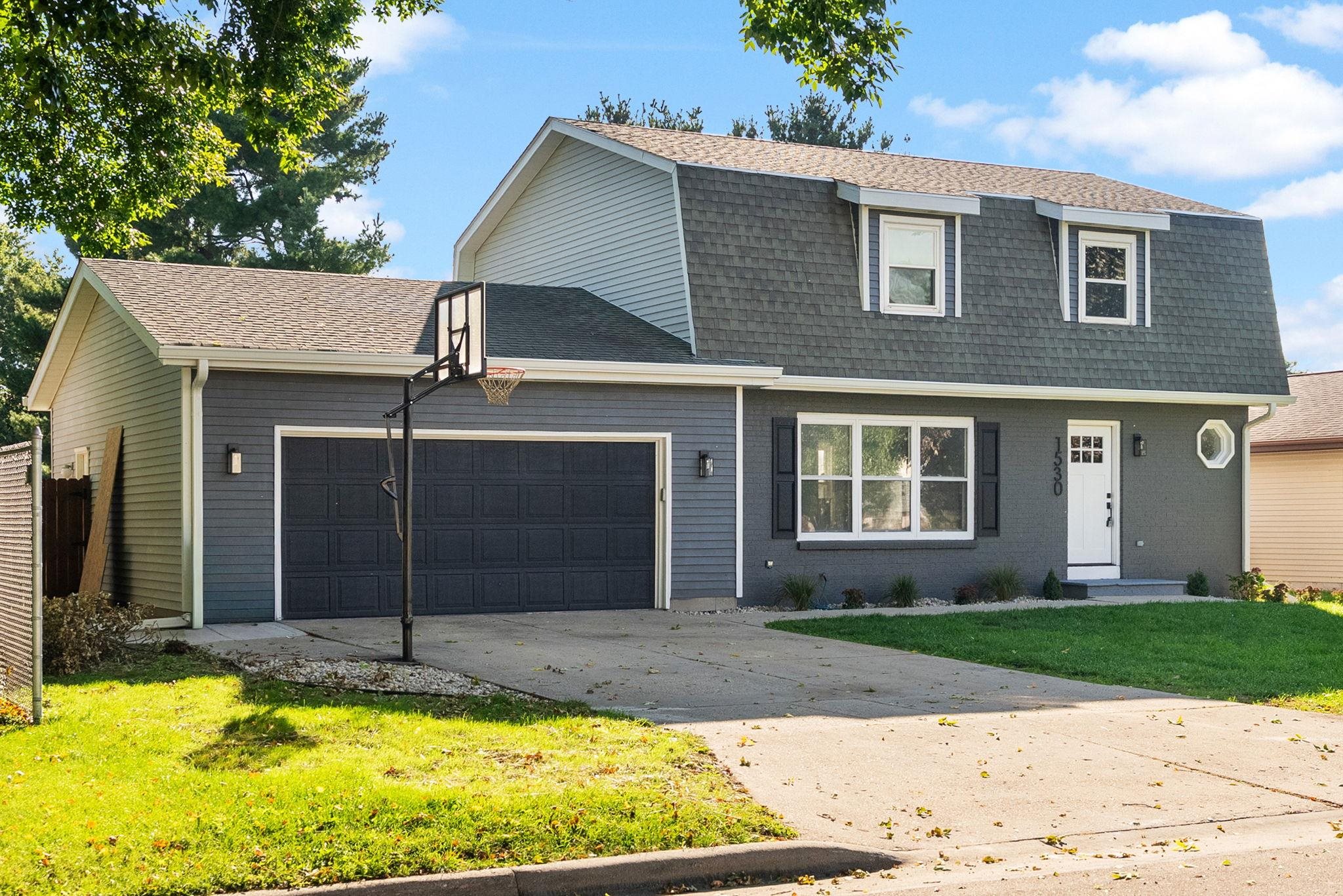 1530 Meadowlark Drive — photo