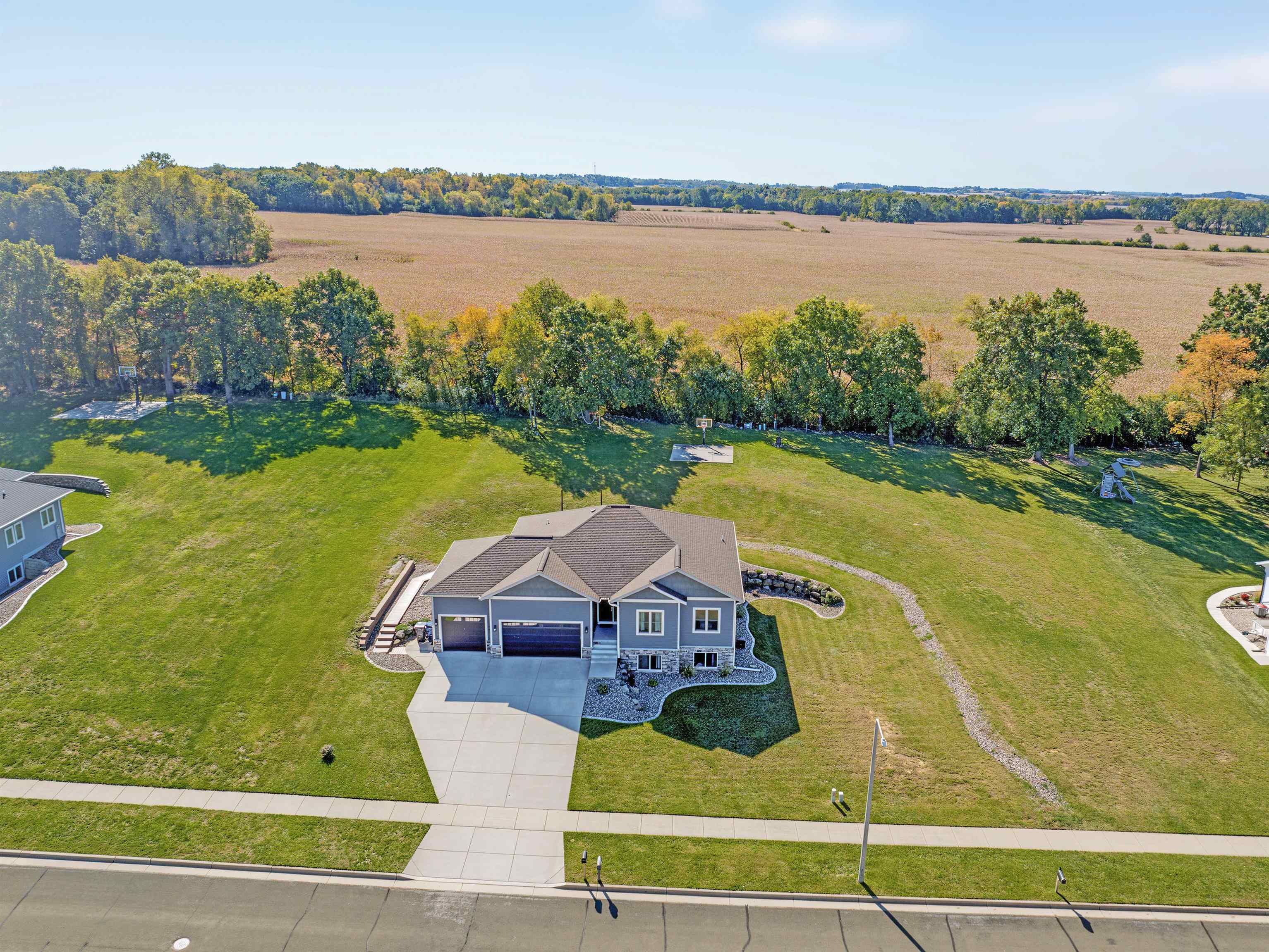 420 Ridgeway Drive — photo