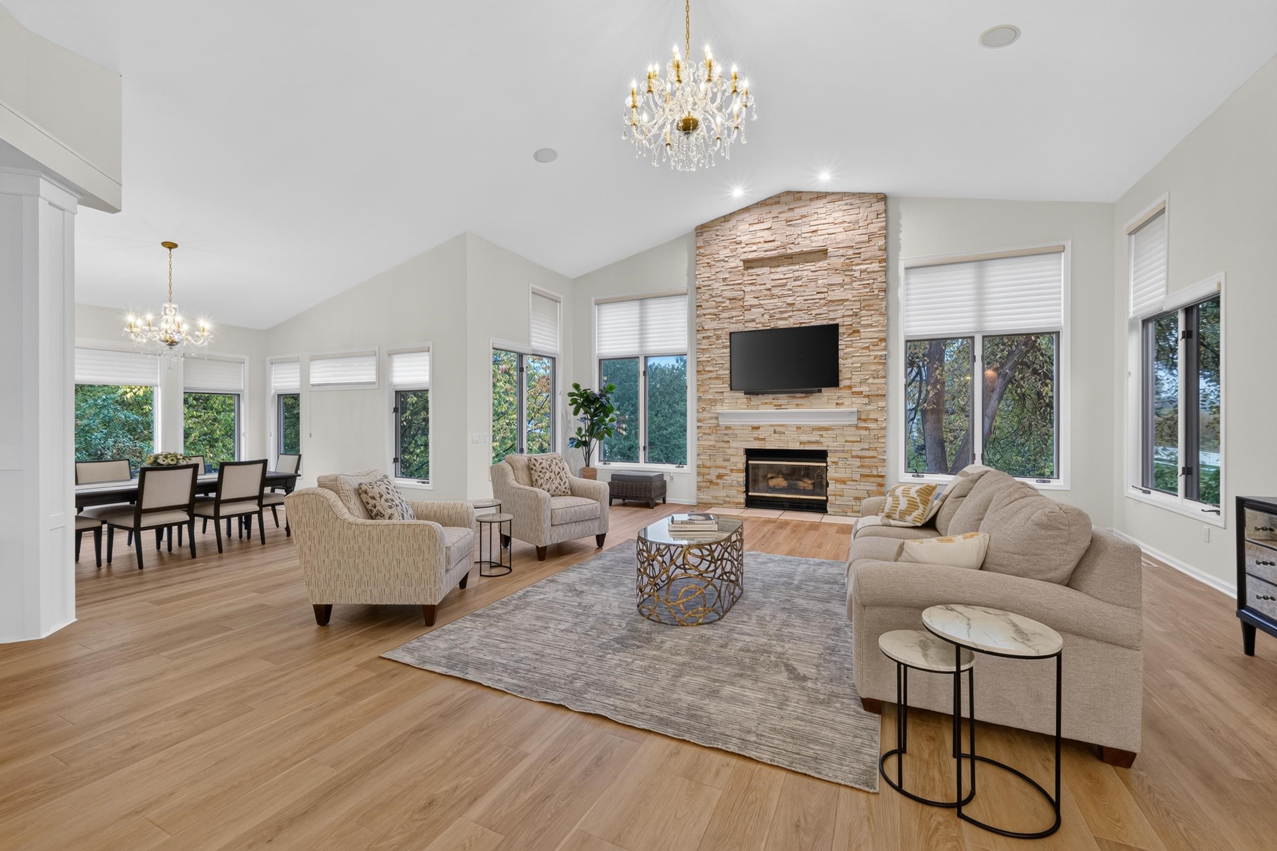 9133 Blackhawk Road — photo