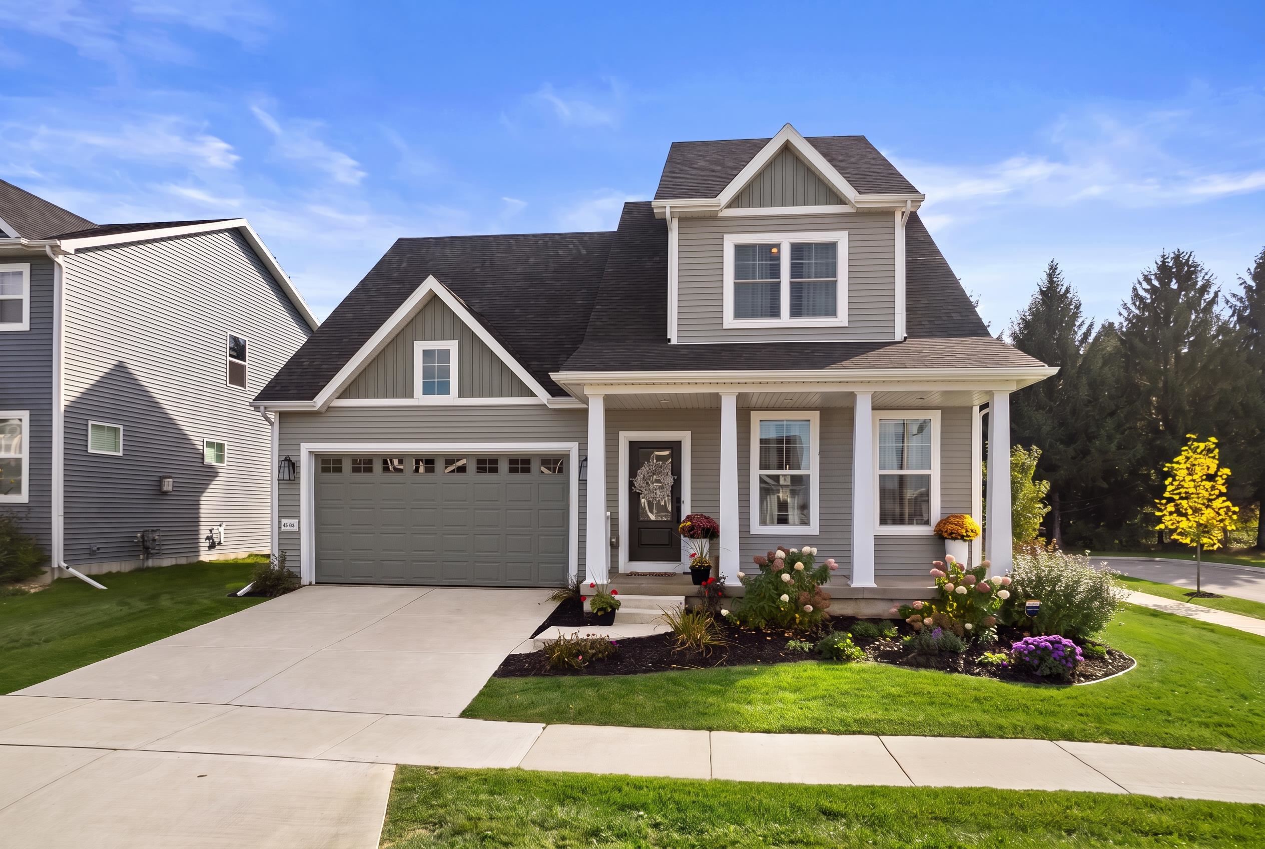 9329 Tawny Acorn Drive — photo