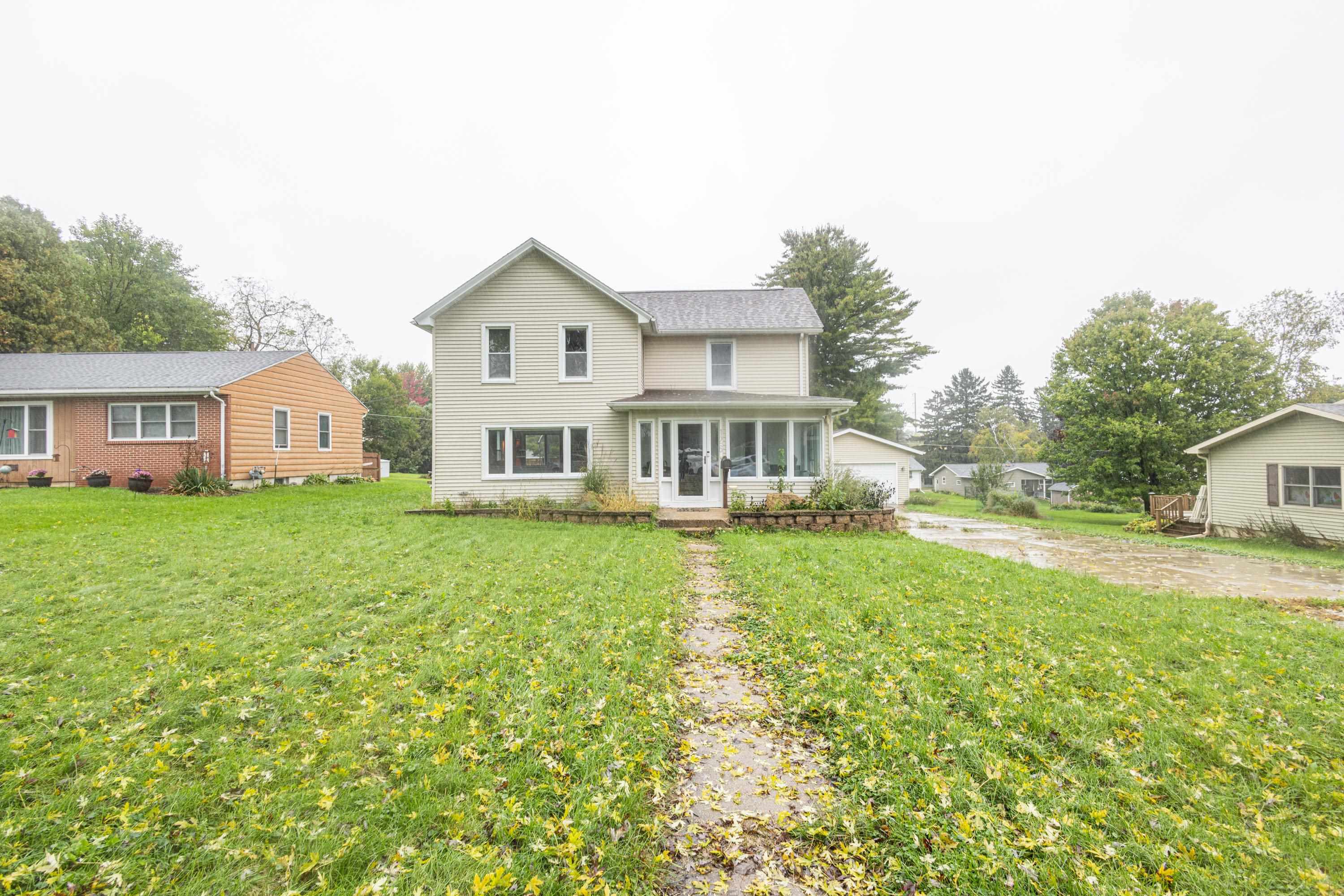 126 E North Street — photo