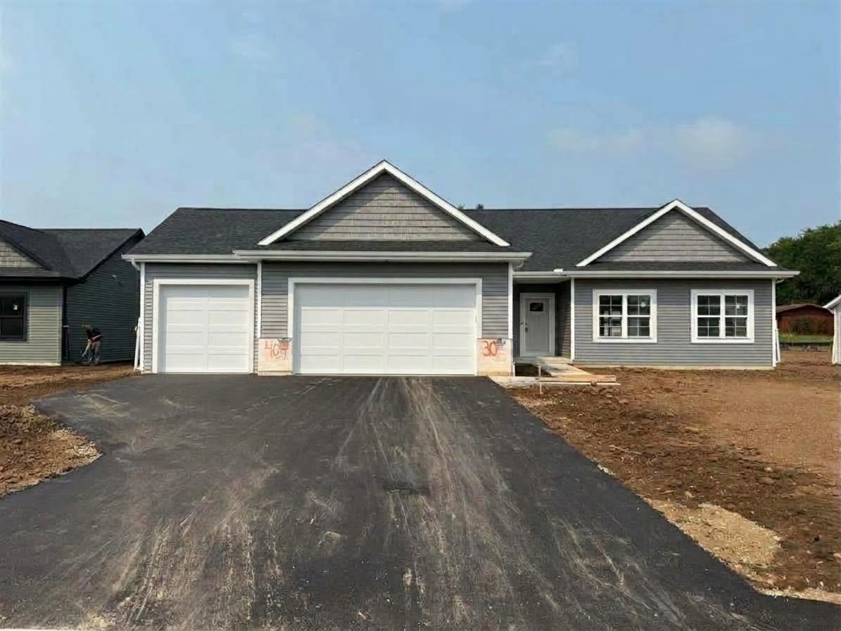 2557 Kadlec Drive — photo