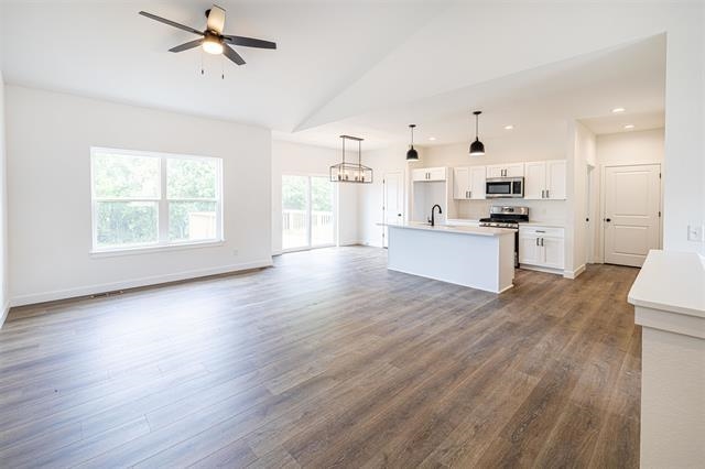 607 Millar Drive, Beloit, WI 53511 — photo 2