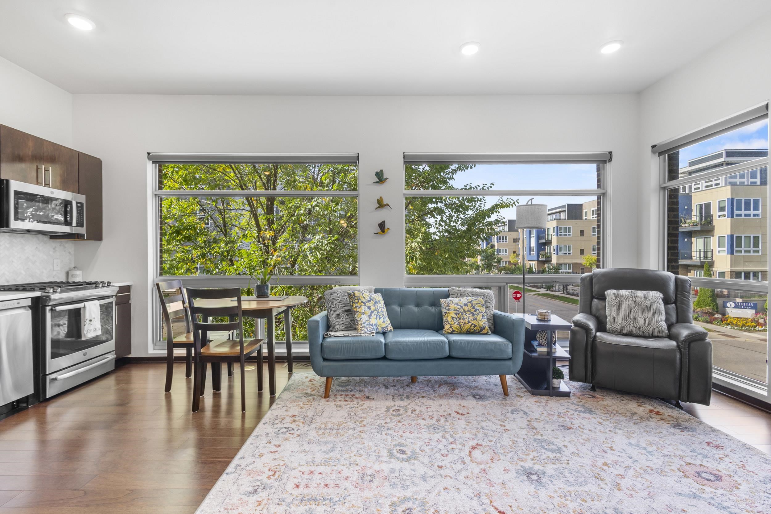 23 N Livingston Street — photo