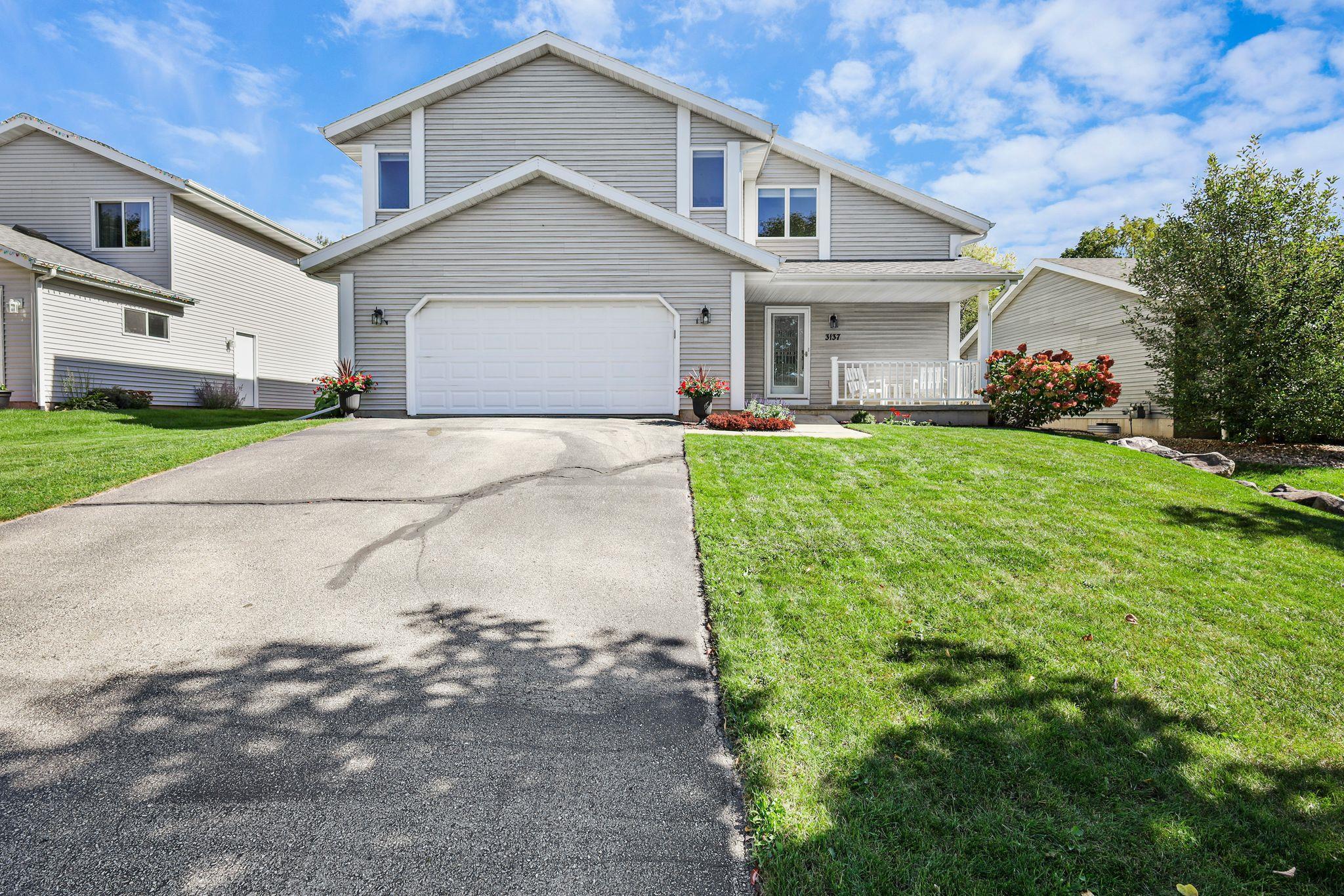 3137 Bradbury Road — photo