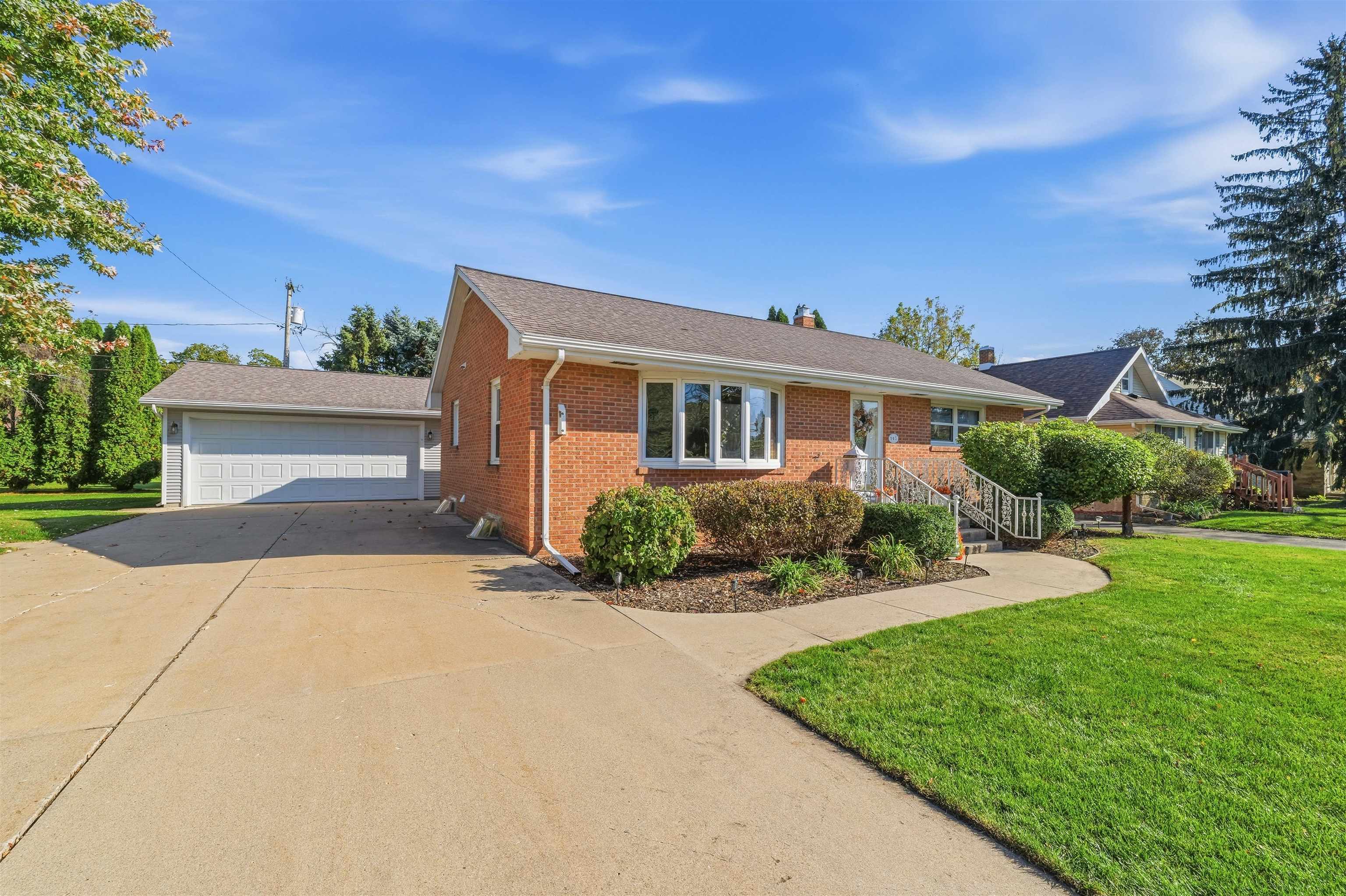 943 Ransom Street, Ripon, WI 54971 — photo 2
