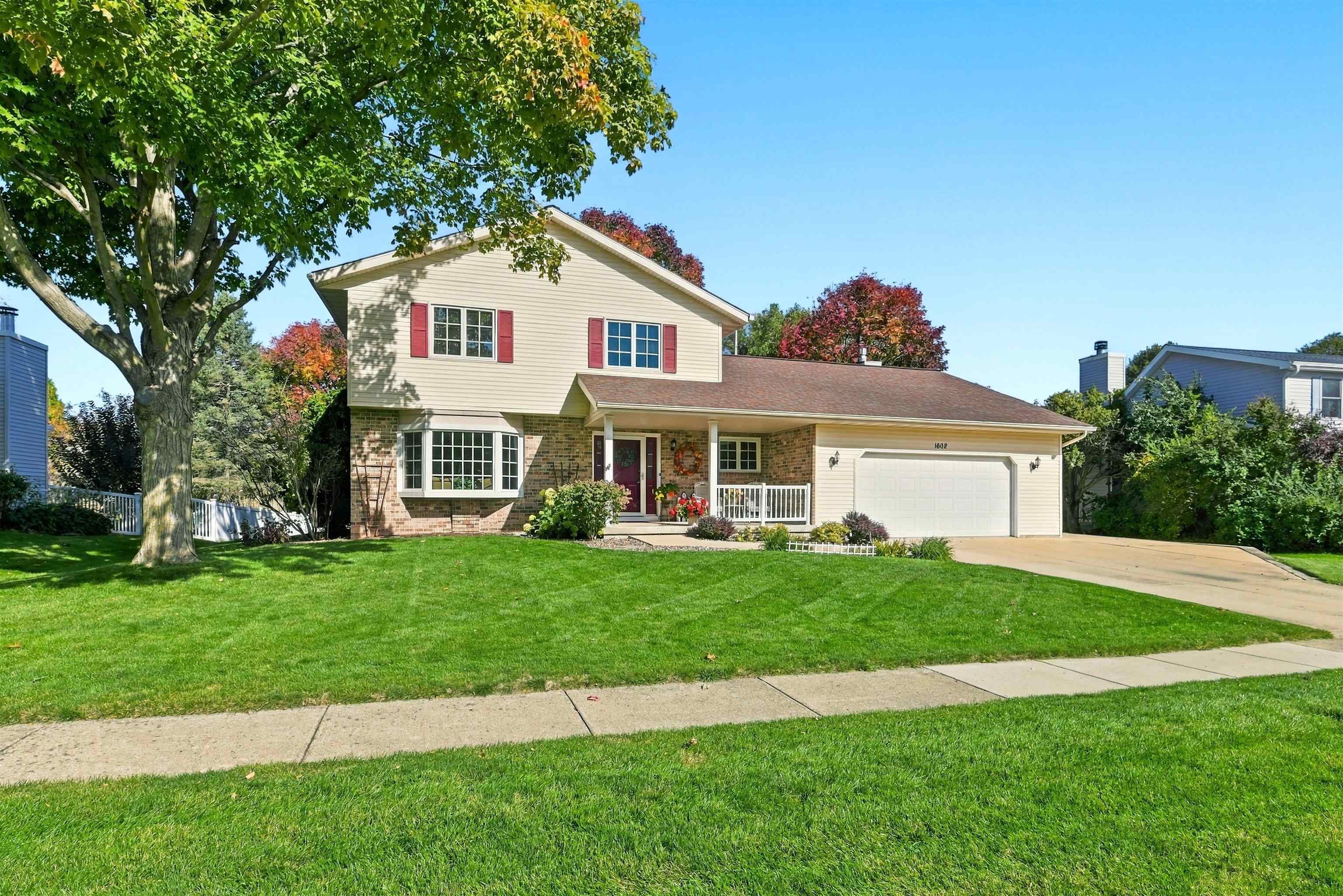 1602 Manchester Crossing — photo