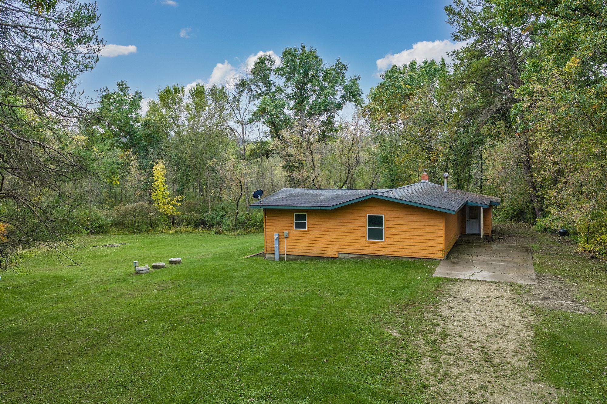 W9449 State Rd. 33 — photo