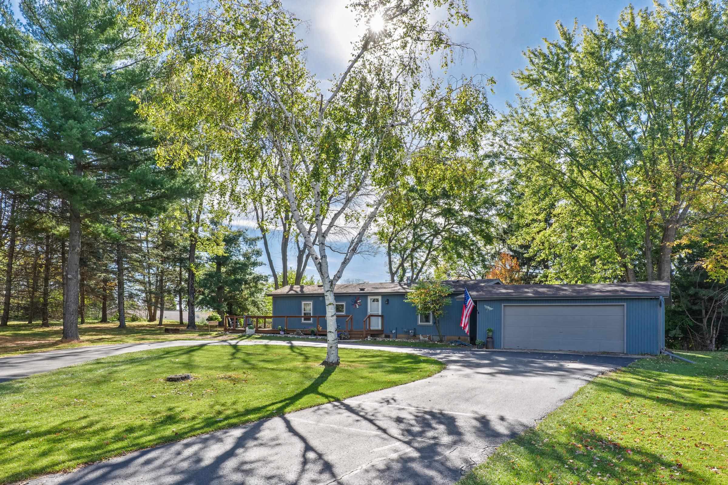 W861 Summit Court — photo