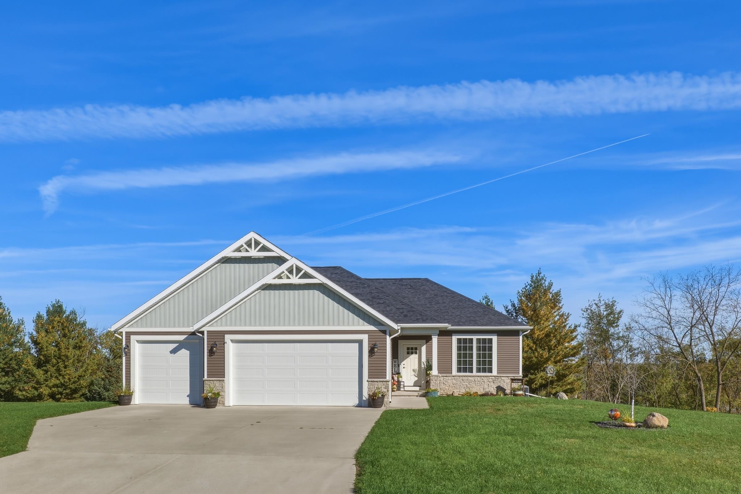387 Drumlin Loop, Ripon, WI 54971 — photo 2