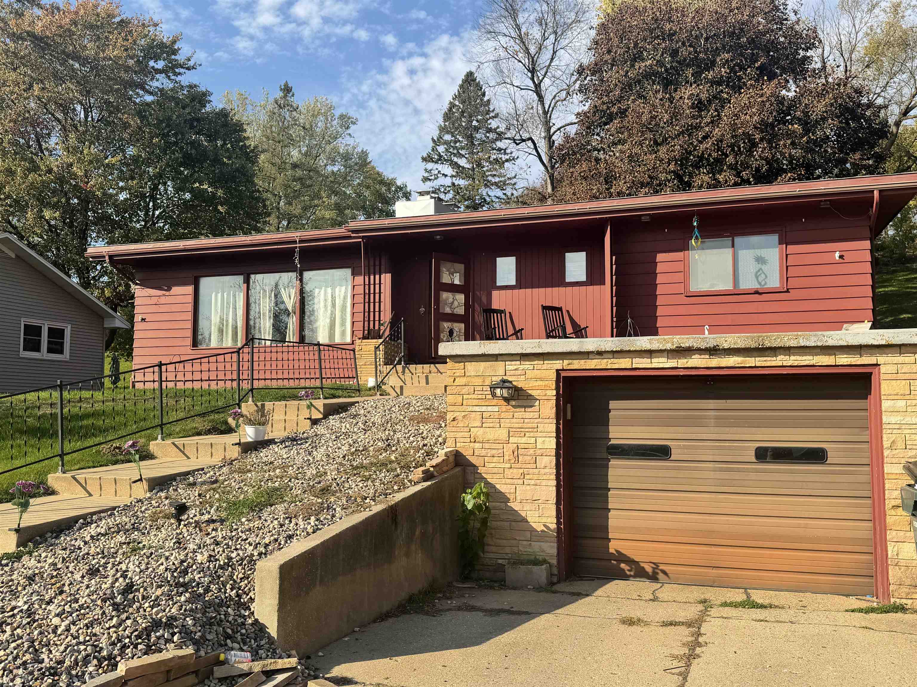 606 Stori Drive — photo