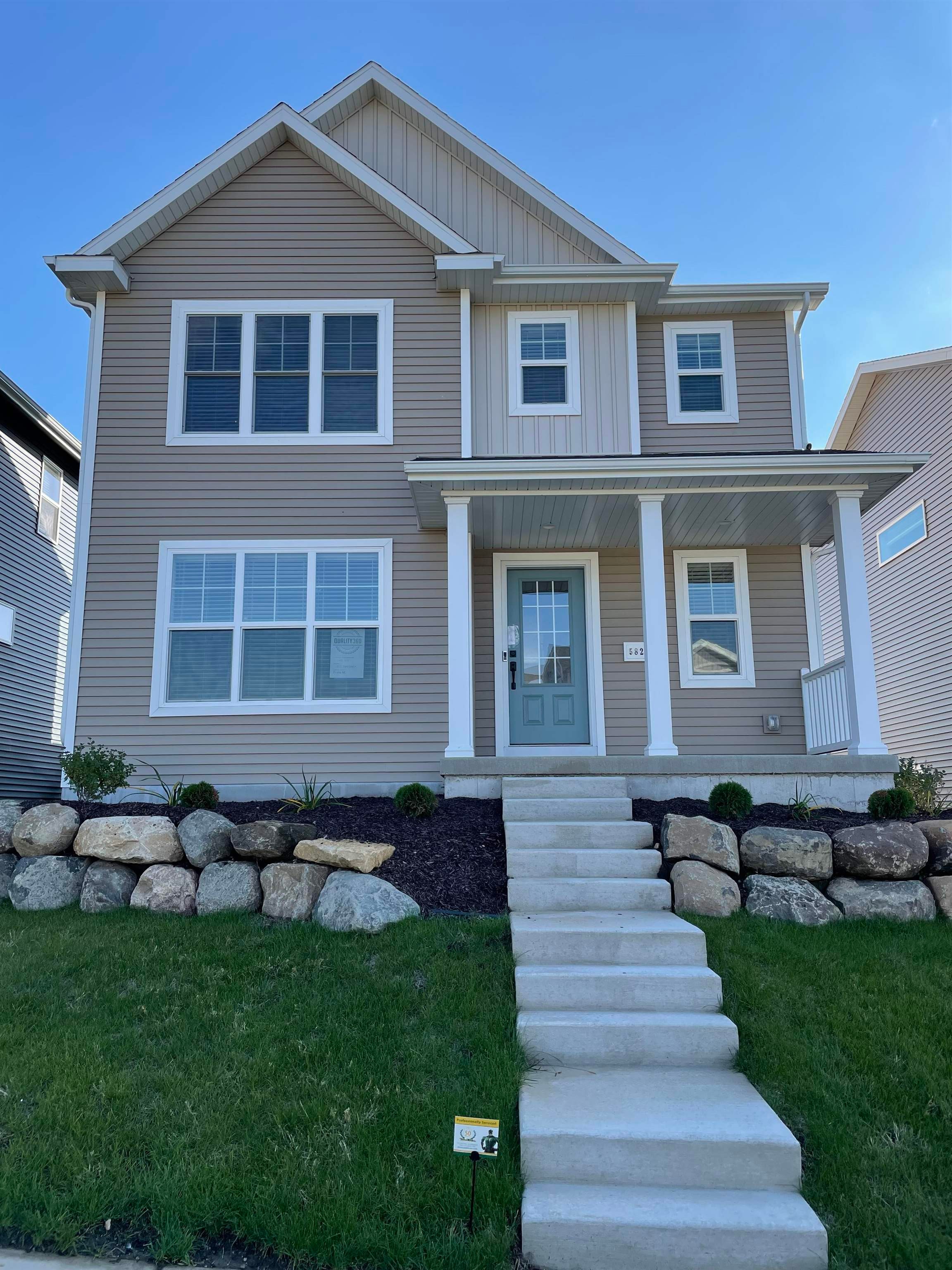 2179 Autumn Lake Parkway — photo