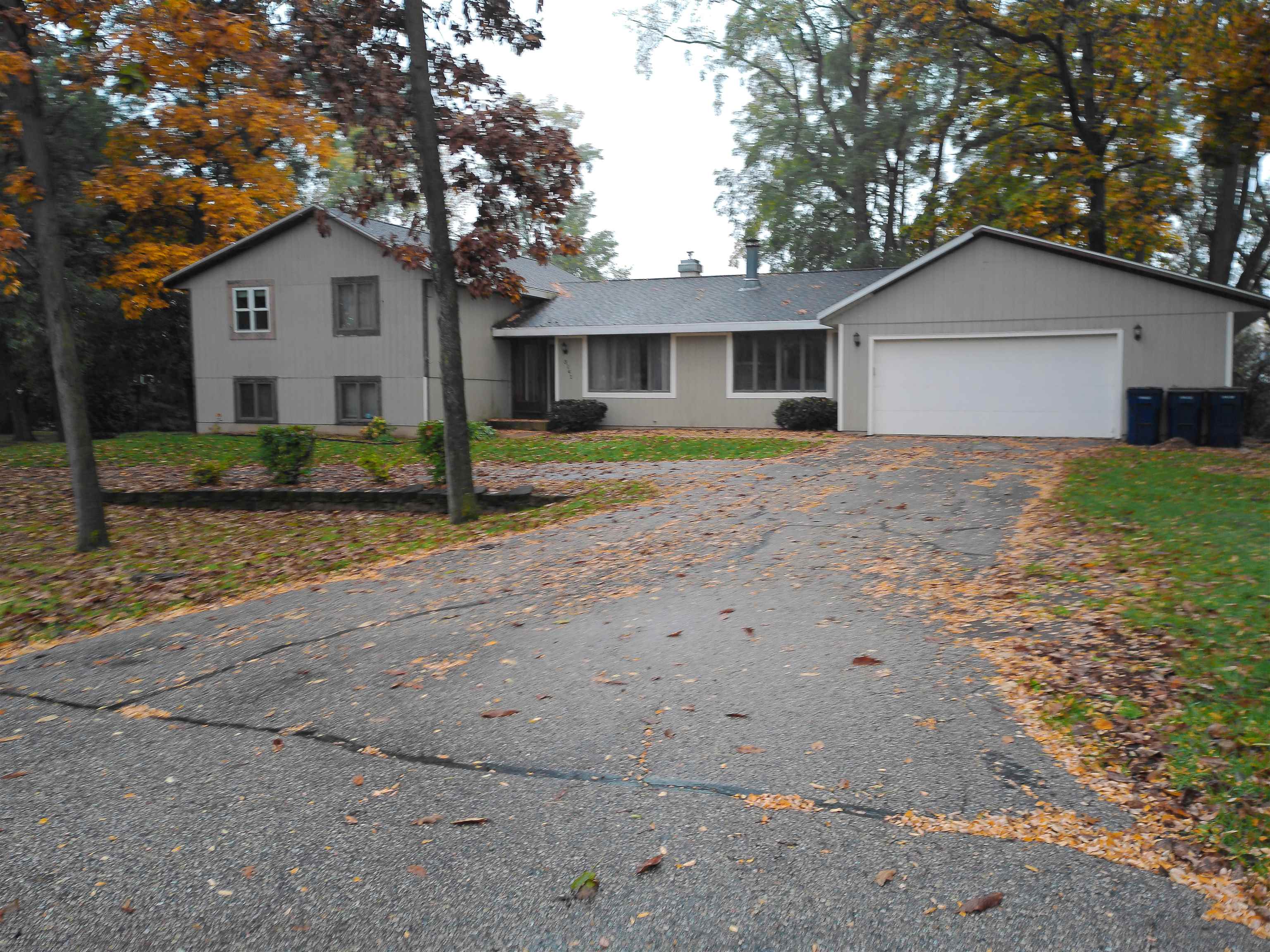 3141 W Danbury Drive — photo