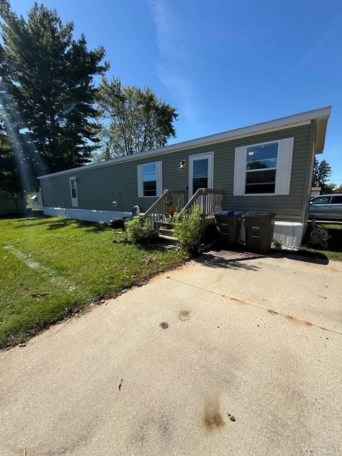 #7 Beechwood Drive — photo