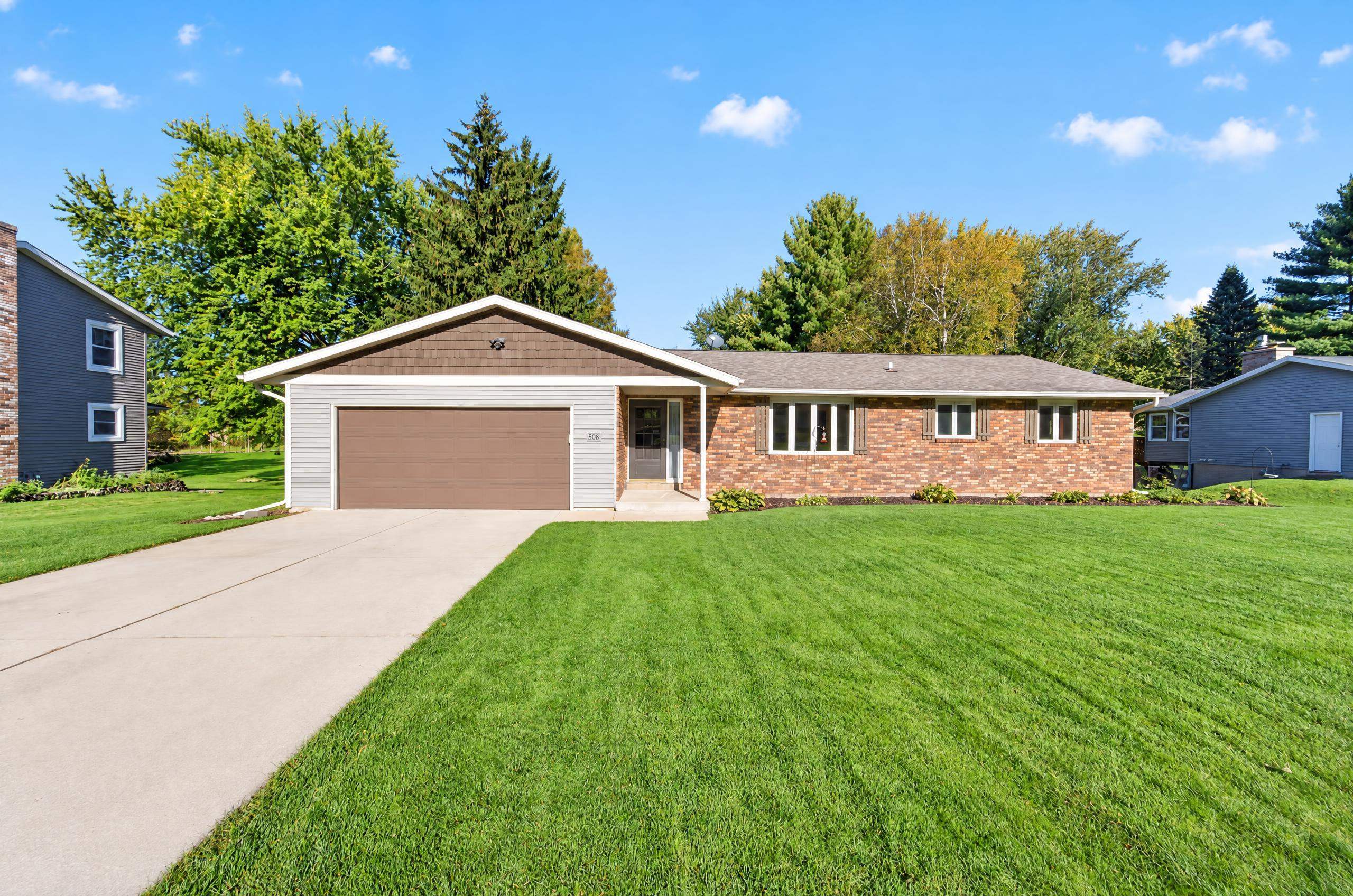 508 Woodvale Drive — photo