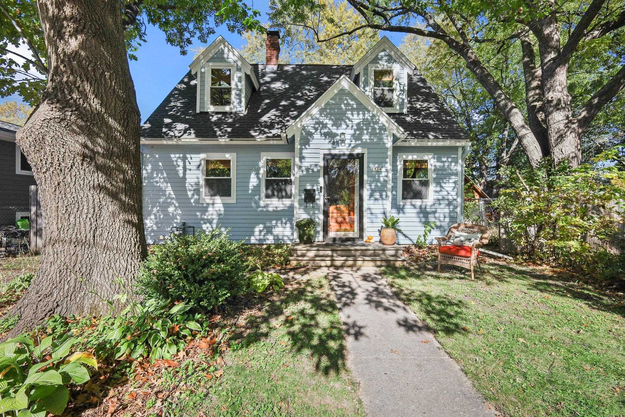 1834 Sheridan Street — photo