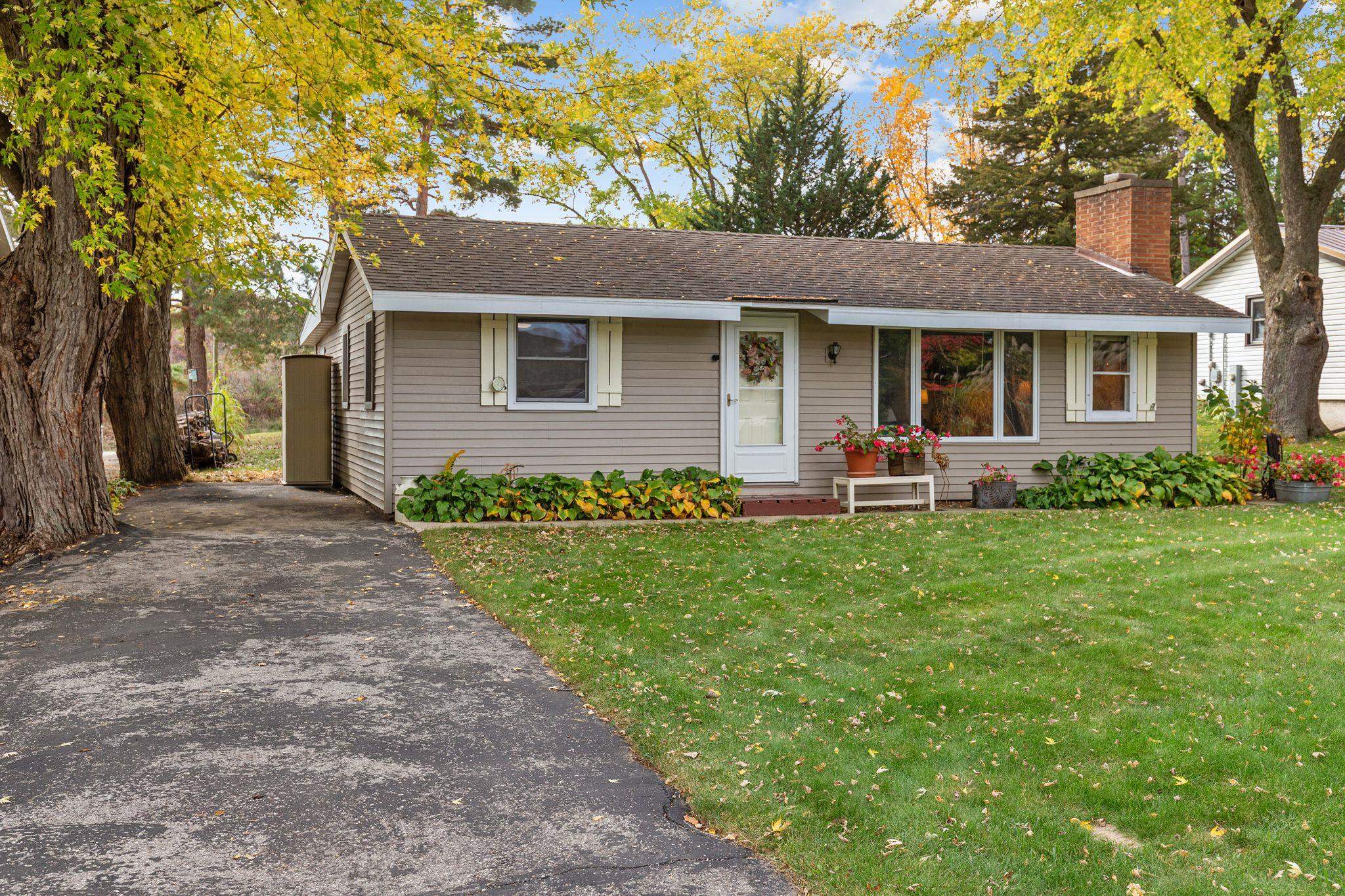 W3575 S Lawn Drive — photo