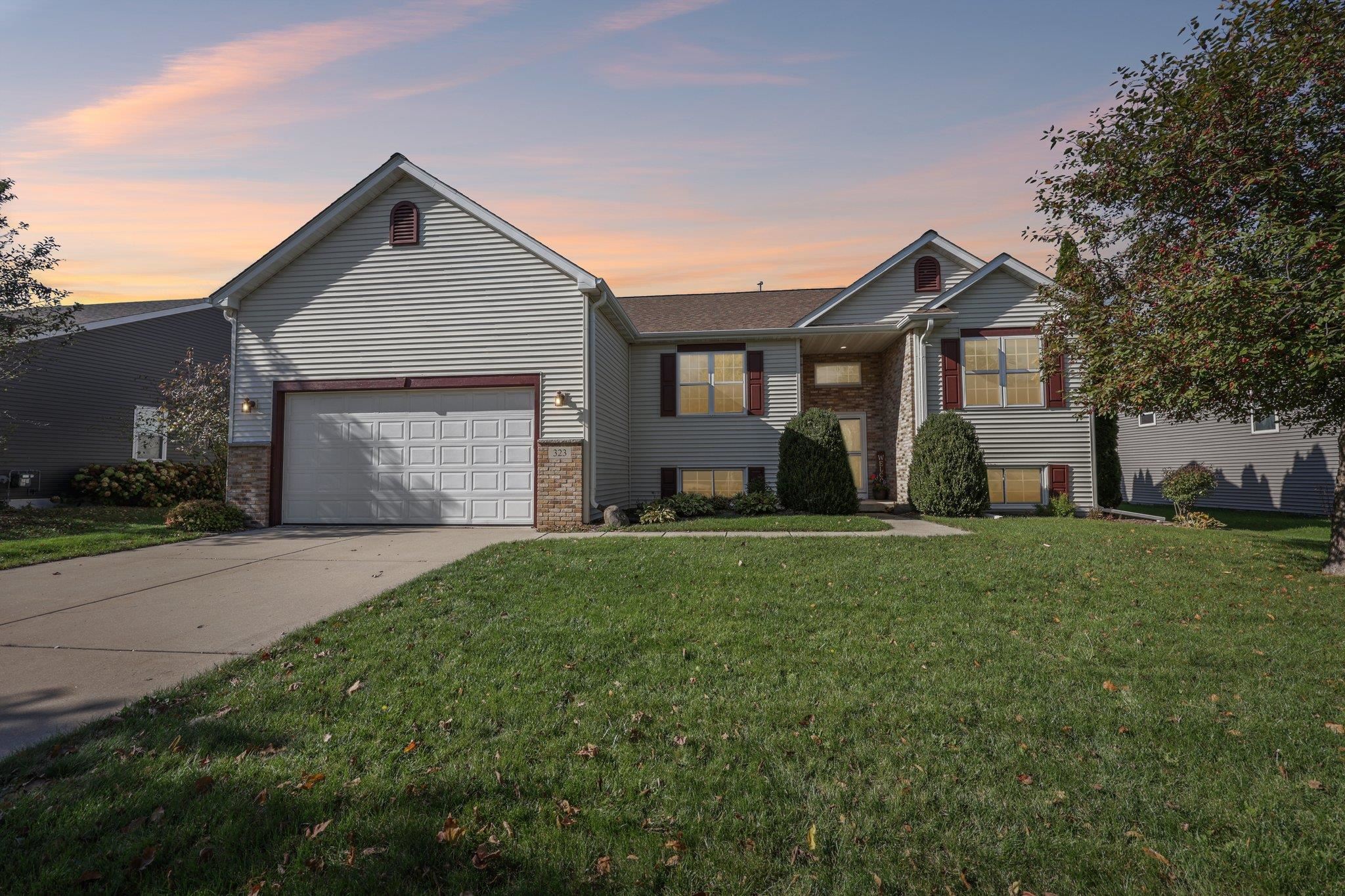 323 Stonefield Drive — photo