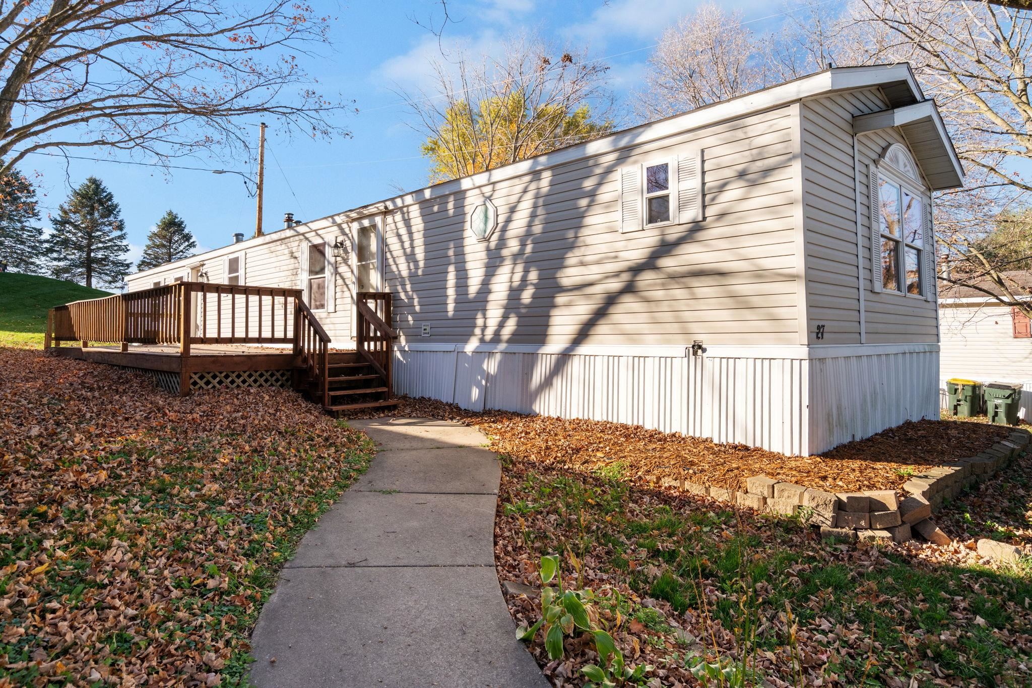 27 Maple Aire Drive — photo