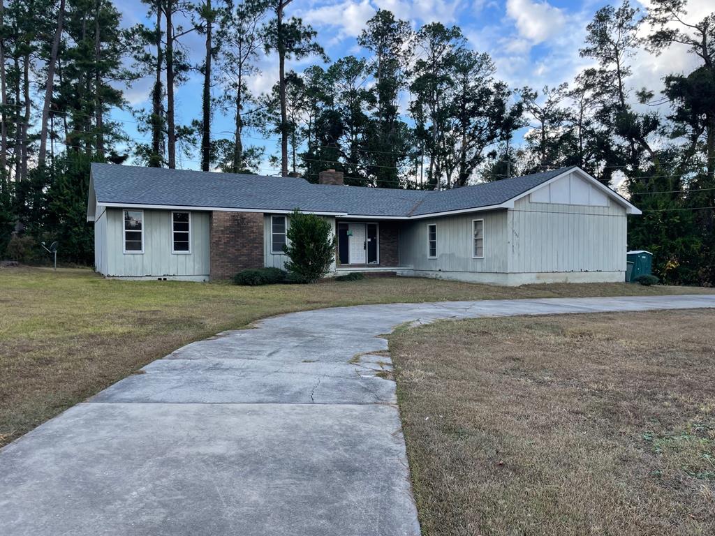 2402 Gornto Rd — photo