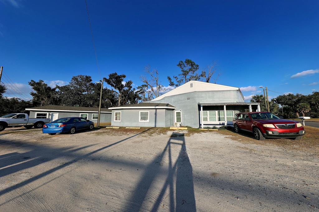 808 W Main St. — photo