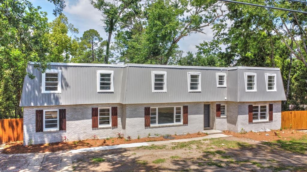 304 W W Cranford Ave — photo