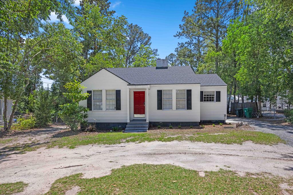 1704 Azalea Drive — photo
