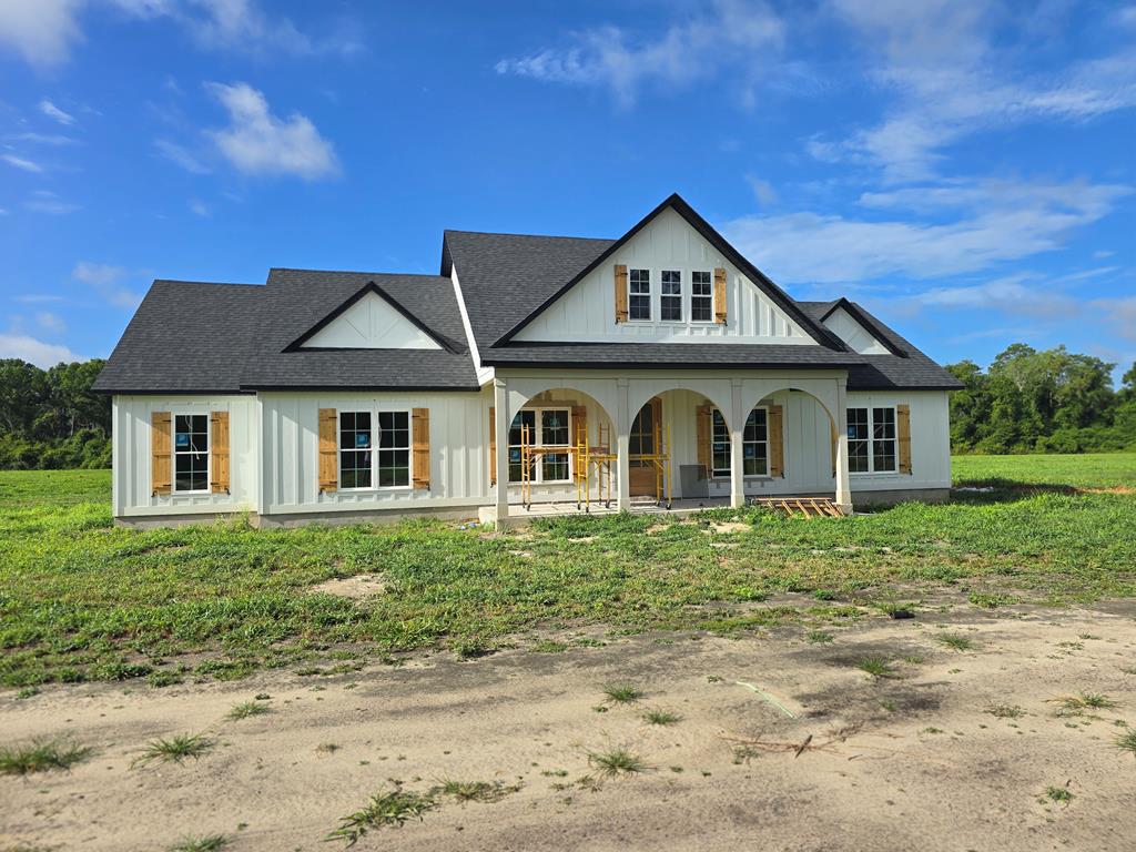 456 Patten Watson Rd — photo