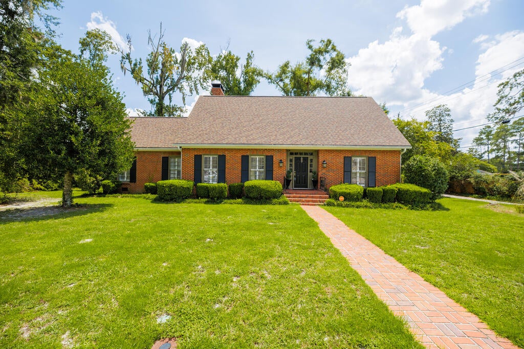 913 Millpond Road — photo