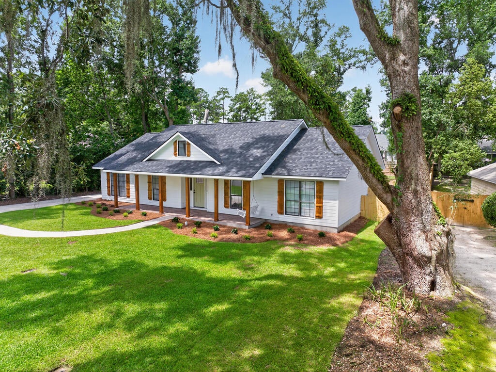 2402 Spring Valley Circle — photo