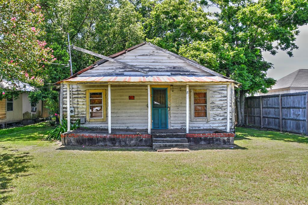 108 S Maple St — photo