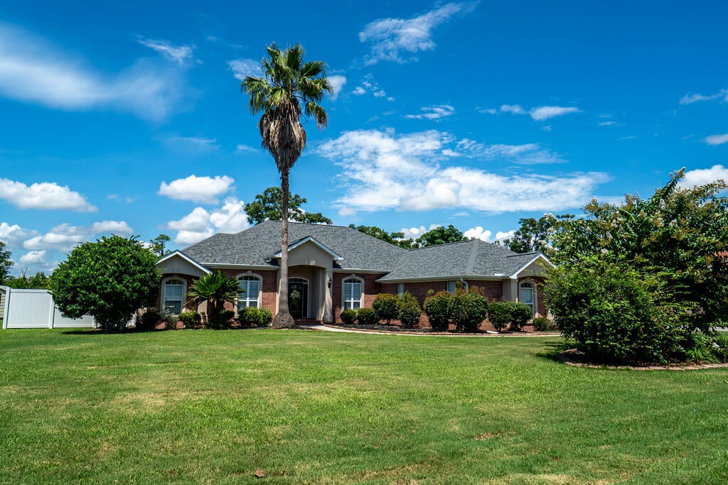 3744 Bermuda Run Dr — photo