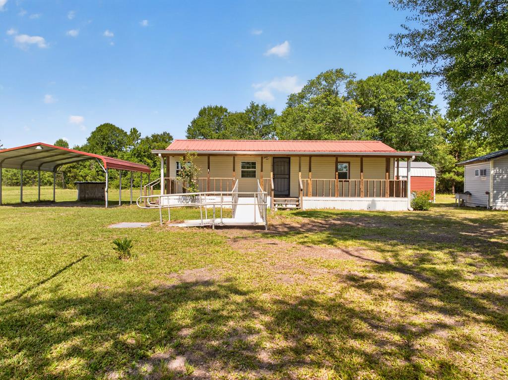 379 Vickers Rd — photo