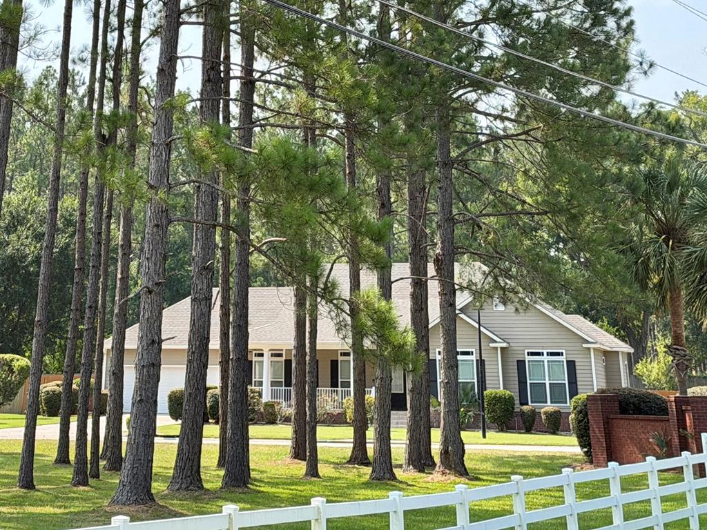 3700 Kingston Court — photo