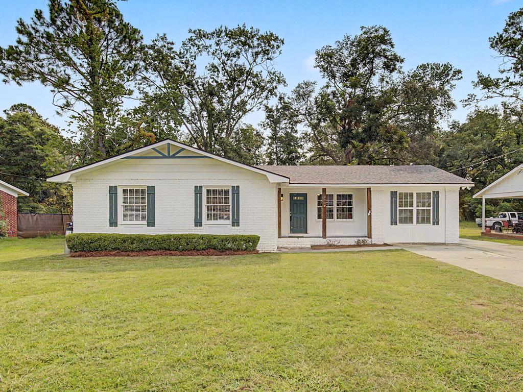 2505 Deborah Dr — photo
