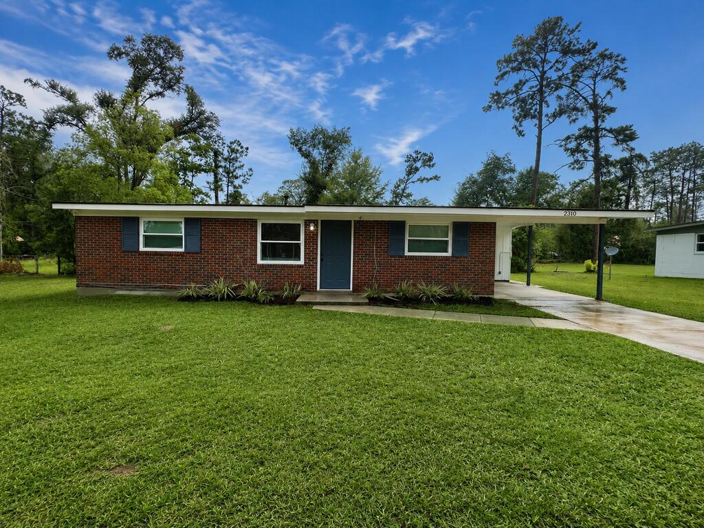2310 Frederick Pl. — photo