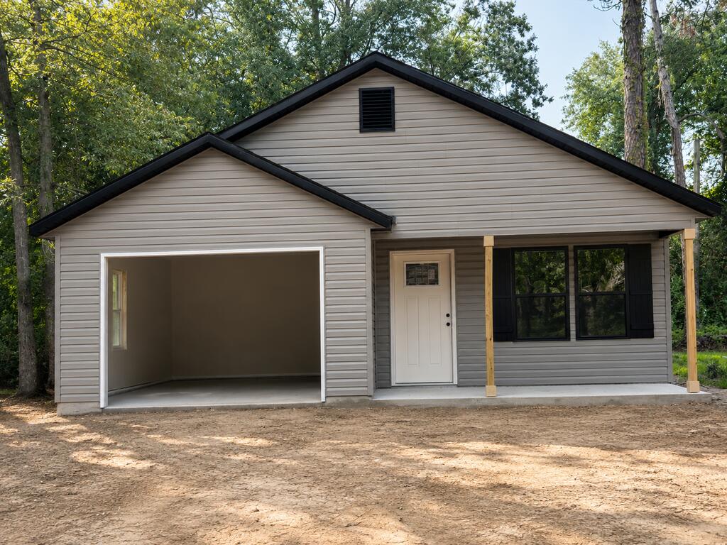 23 Pinetree — photo