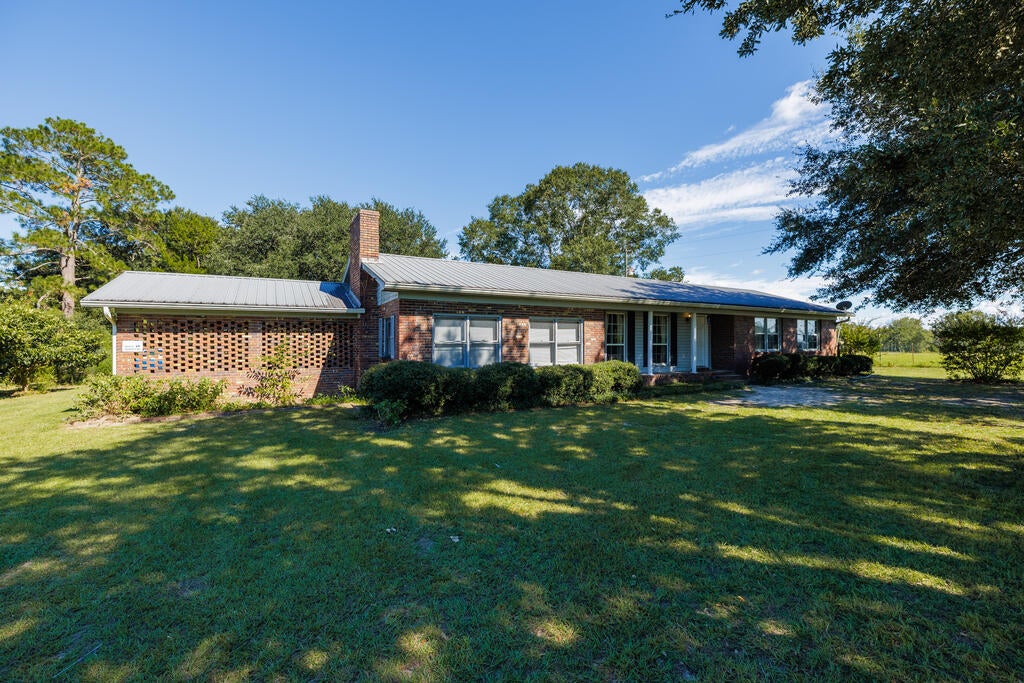 1116 David Newton Rd — photo