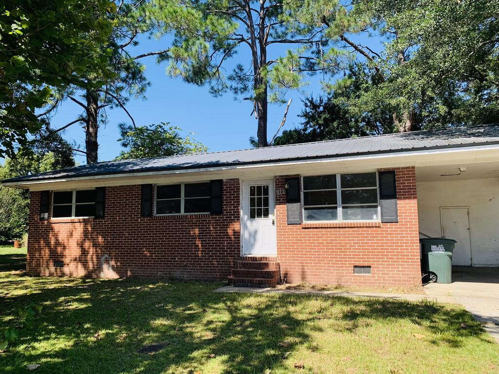 512 Sirmans Ave. — photo