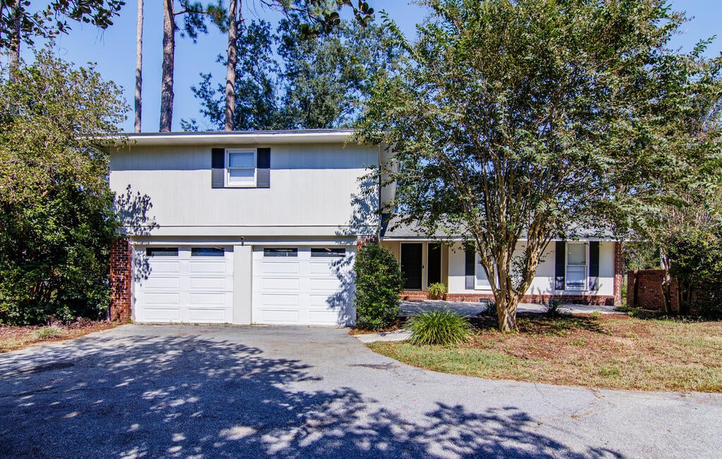 2106 Westfield Drive — photo