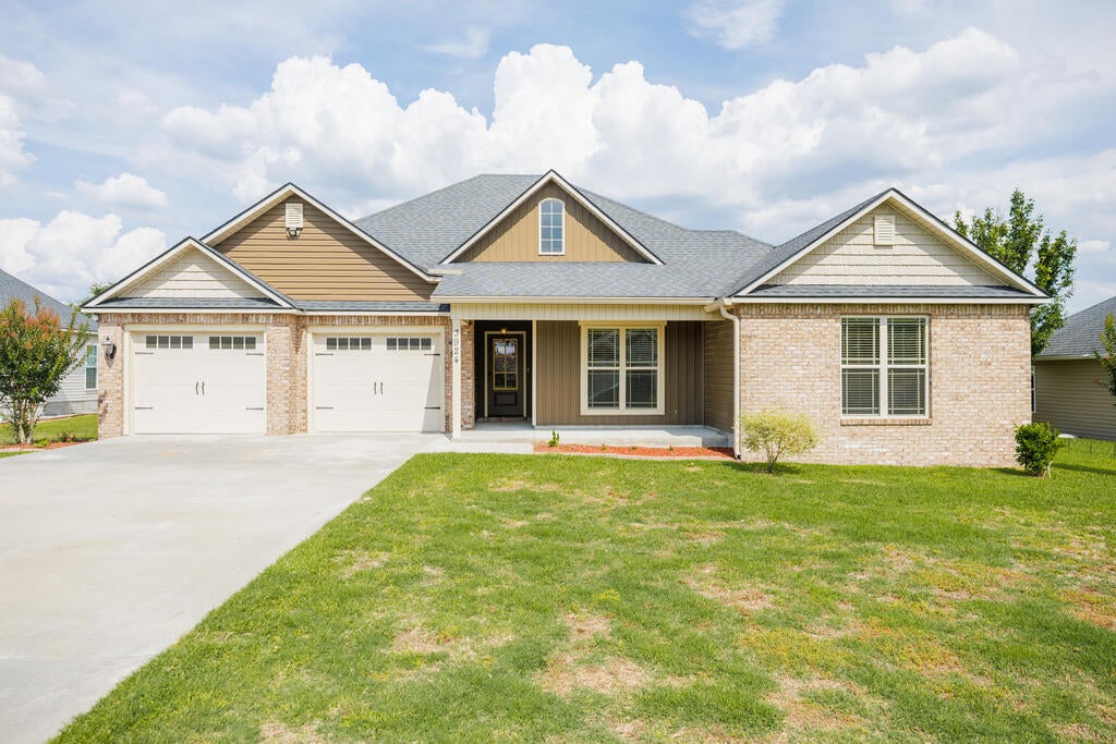 3924 Medieval Court — photo
