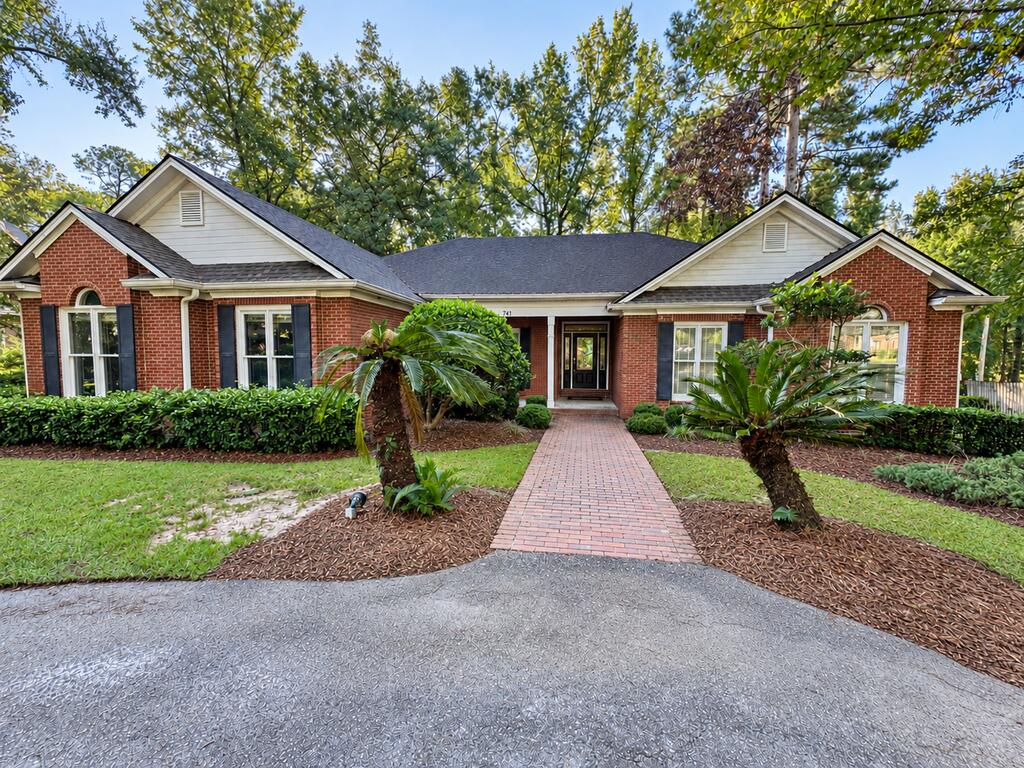 741 Lake Laurie Drive — photo