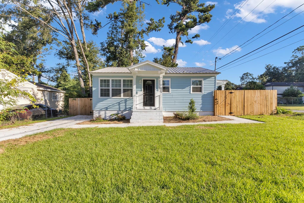 624 E Brookwood Drive — photo